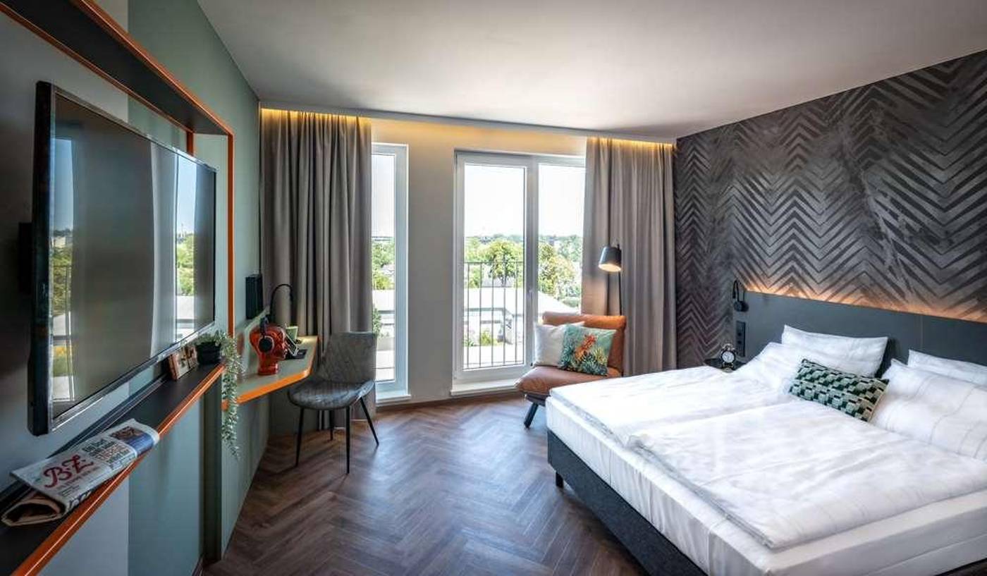 LOGINN-Hotel-Berlin-Airport-Room-15