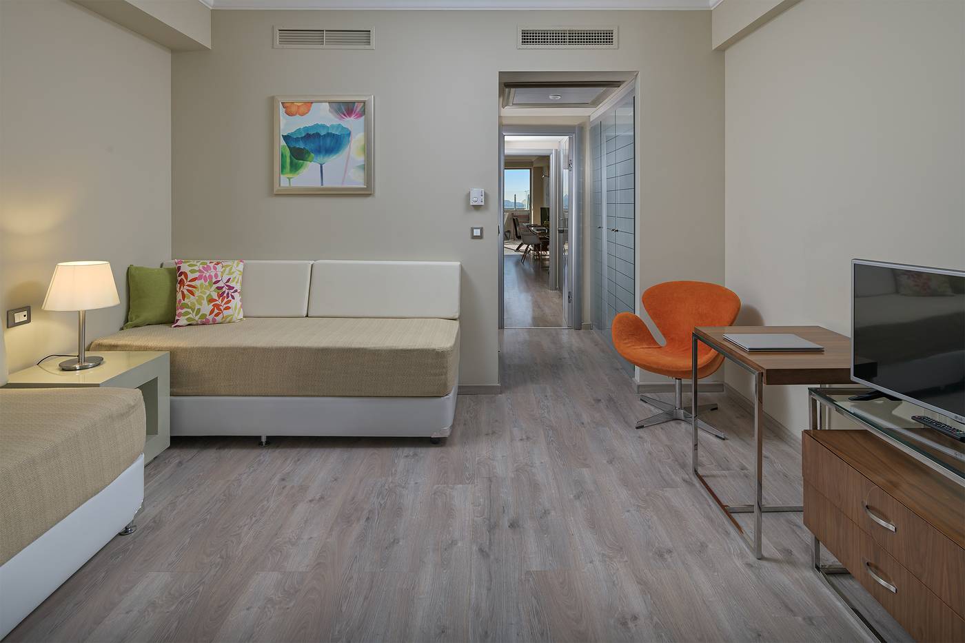 Atrium-Platinum-Luxury-Resort---Spa-Room-50