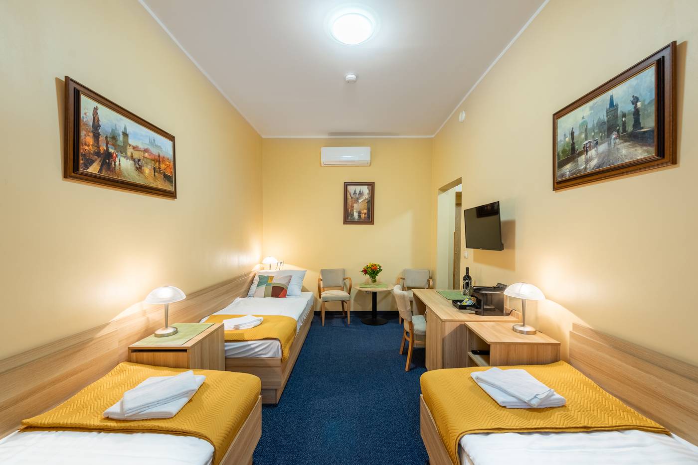 Hotel-Libero-Room-22