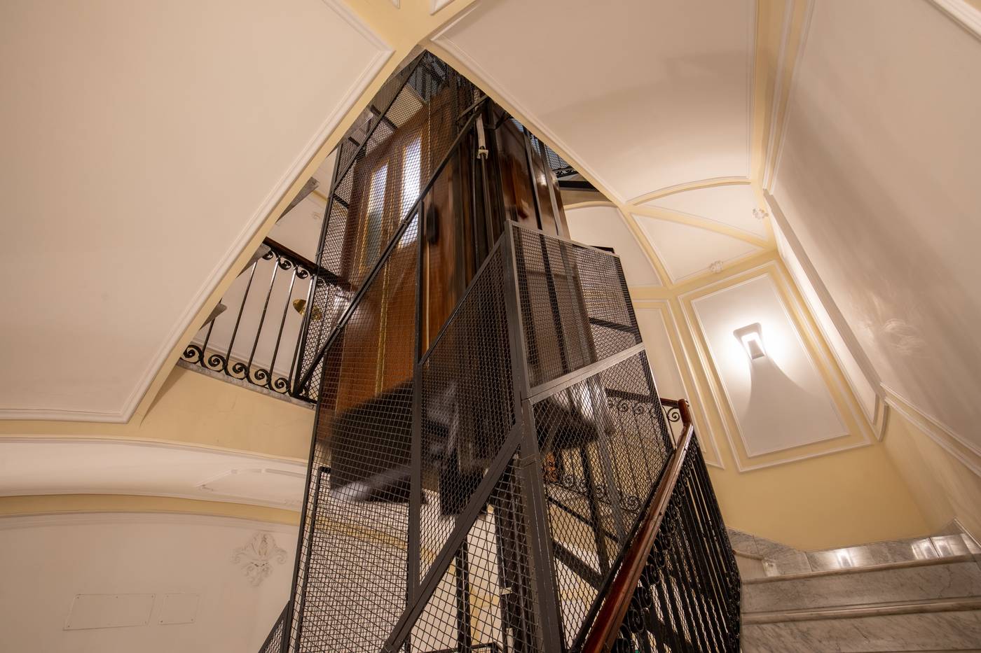 Hotel-Canada--BW-Premier-Collection-Lobby-18