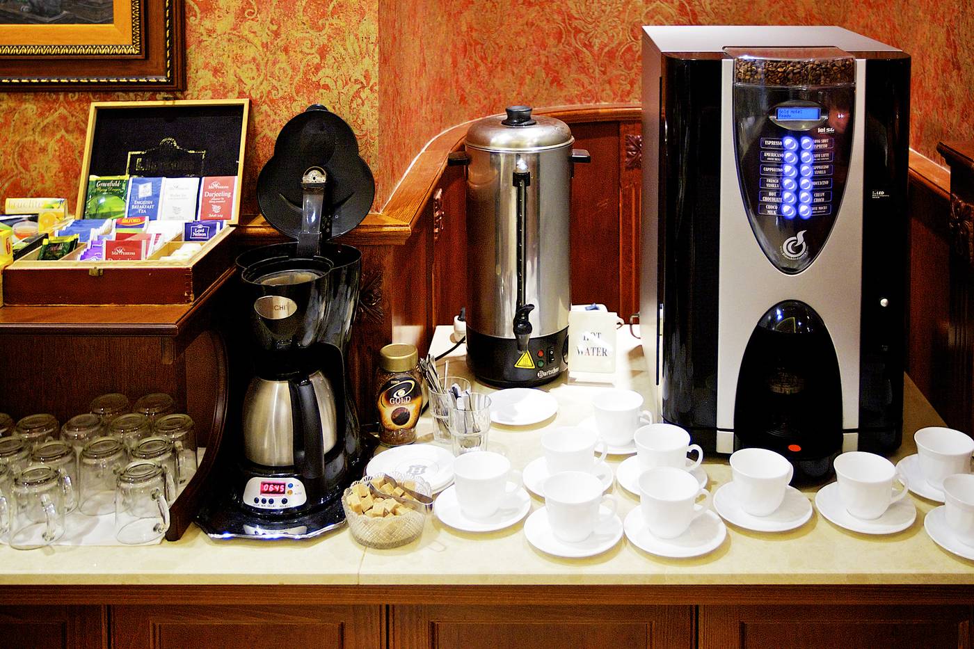 Gold-Hotel-Budapest-Restaurant-36