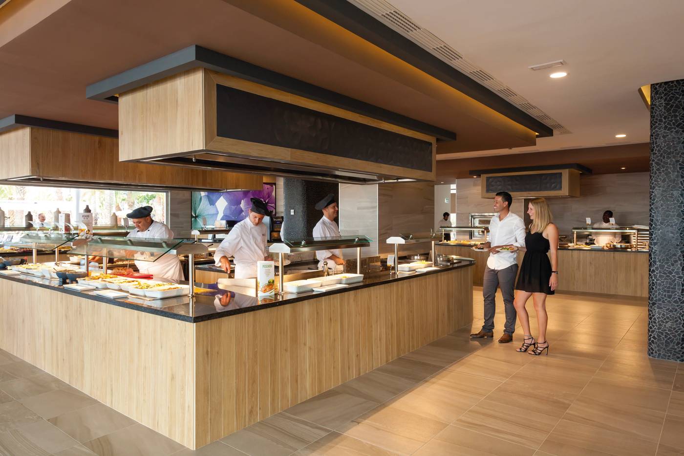 Clubhotel-Riu-Papayas-Restaurant-11