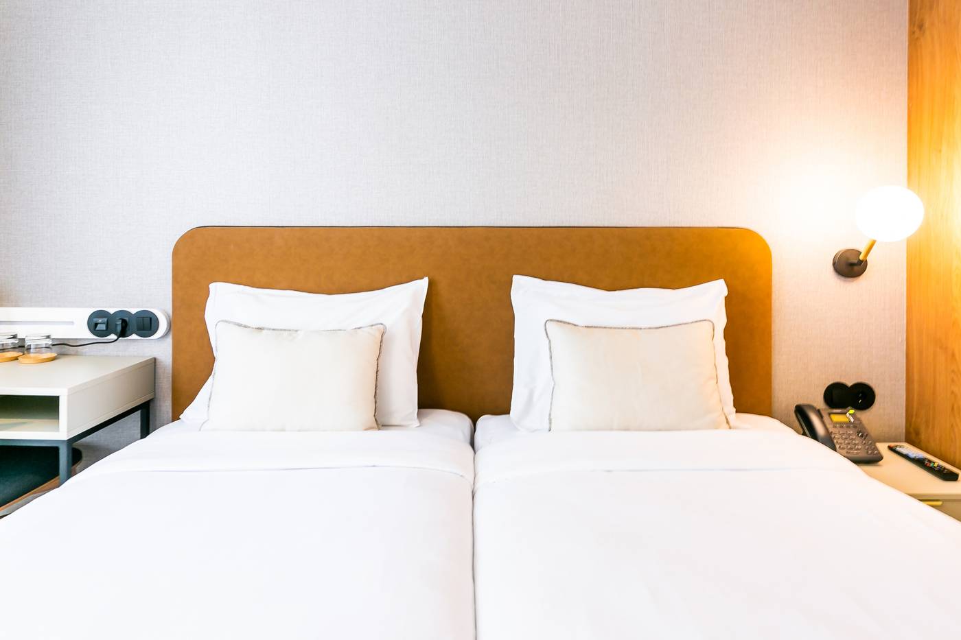 Lx-SoHo-Boutique-Hotel-by-RIDAN-Hotels-Room-19