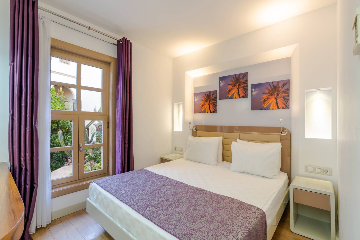 Puding-Hotel-Room-12