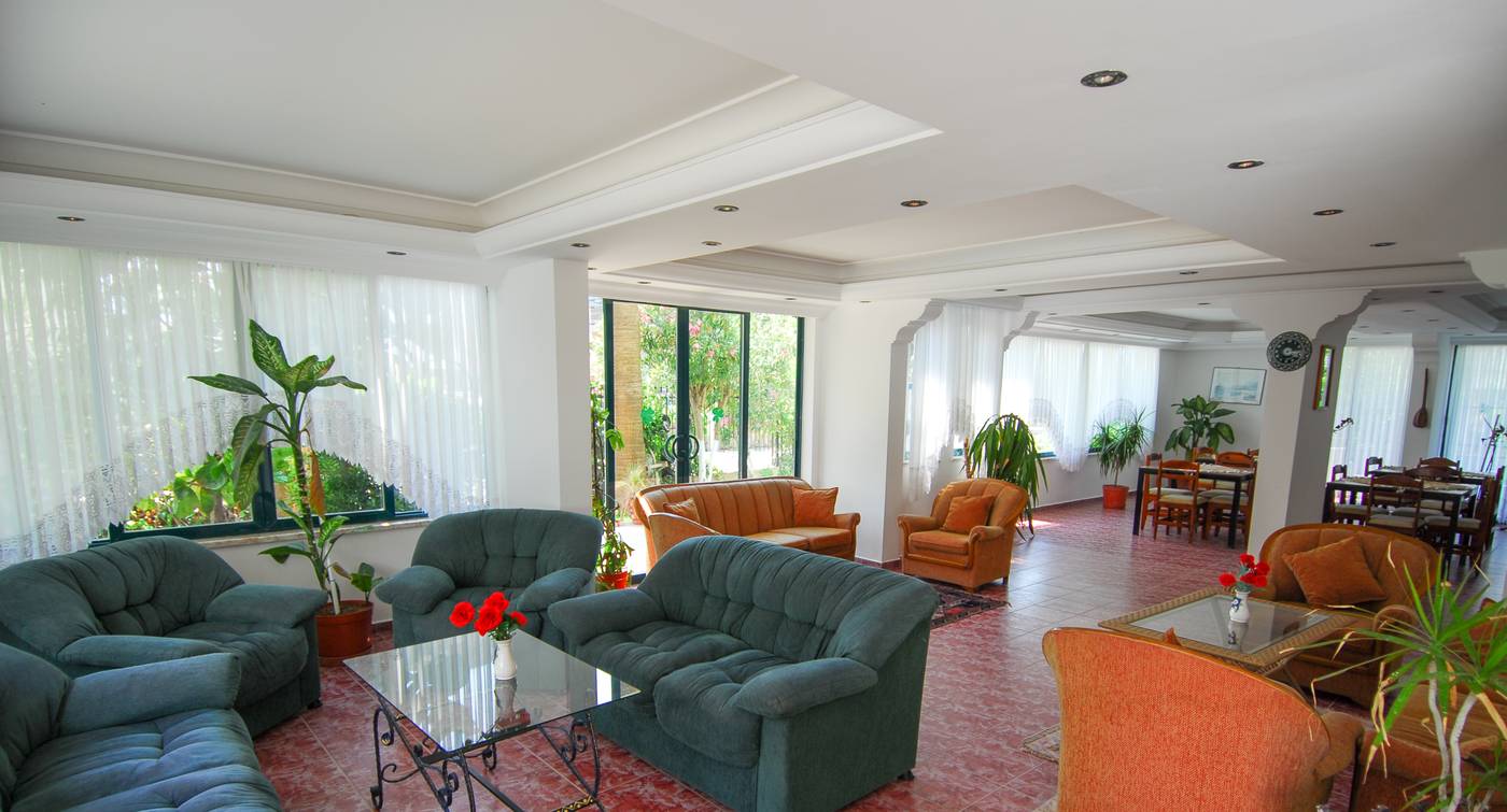 Oykun-Hotel-Lobby-25