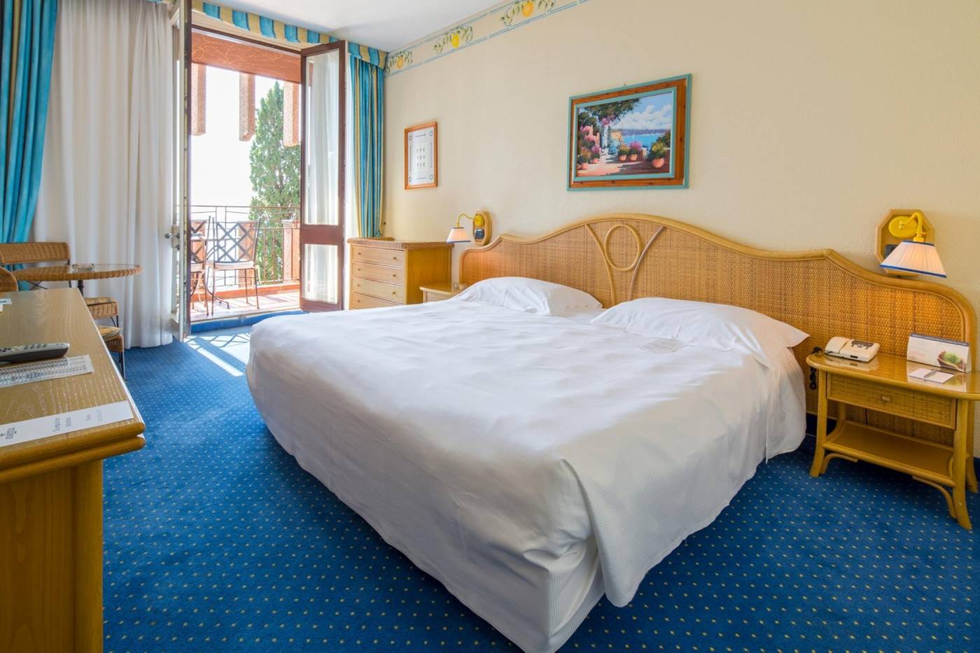 Unahotels-Capotaormina-Room-25