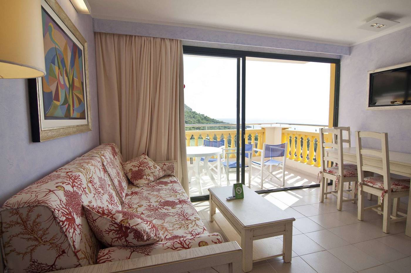 Royal-Son-Bou-Family-Club-Room-29