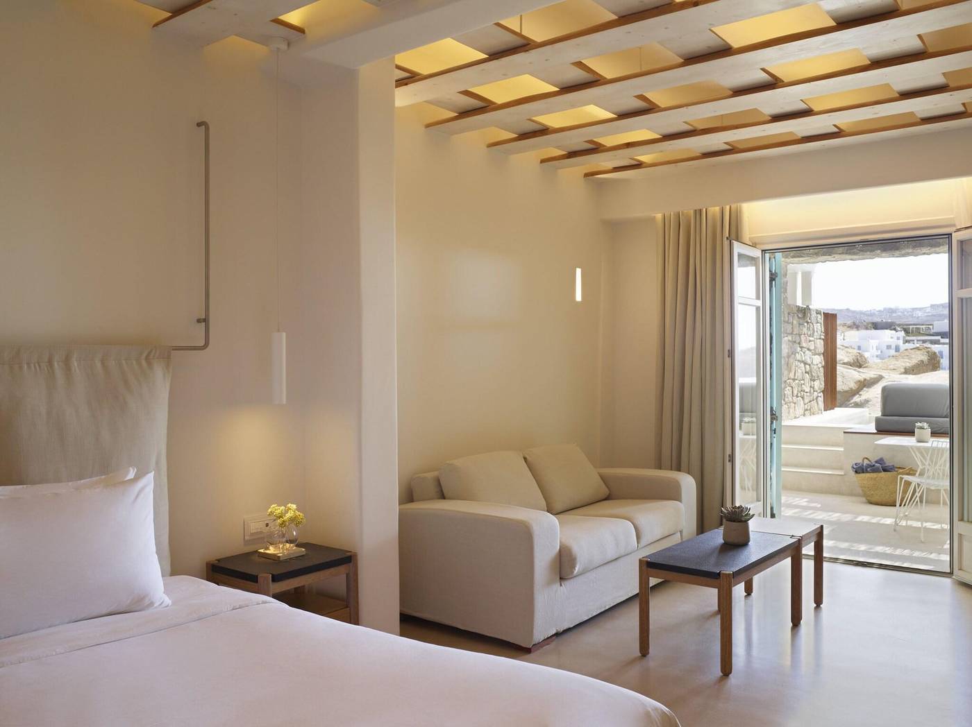 Bill---Coo-Suites-and-Lounge-Room-35