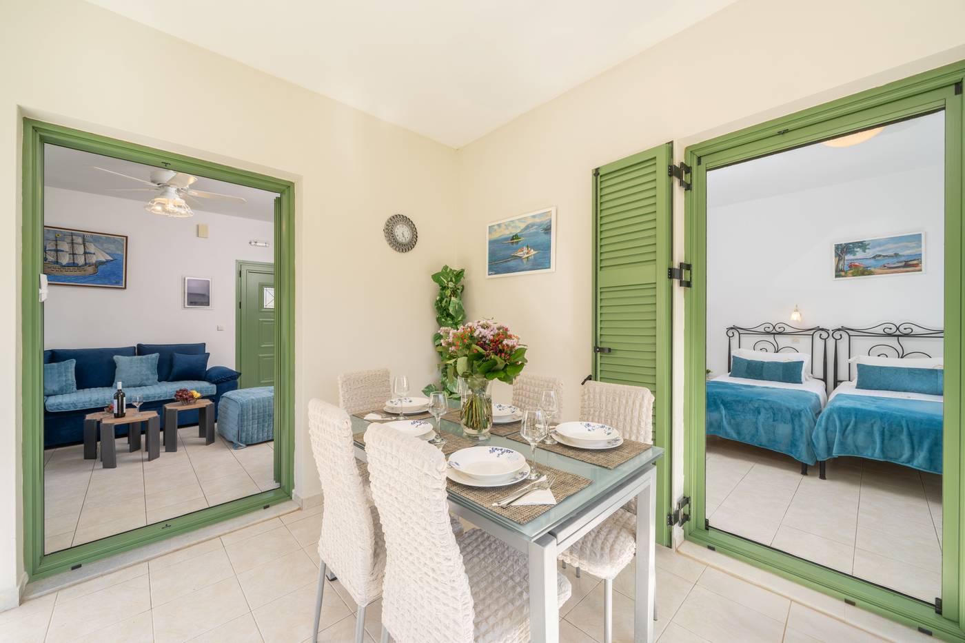 Monambeles-Villas-Room-34