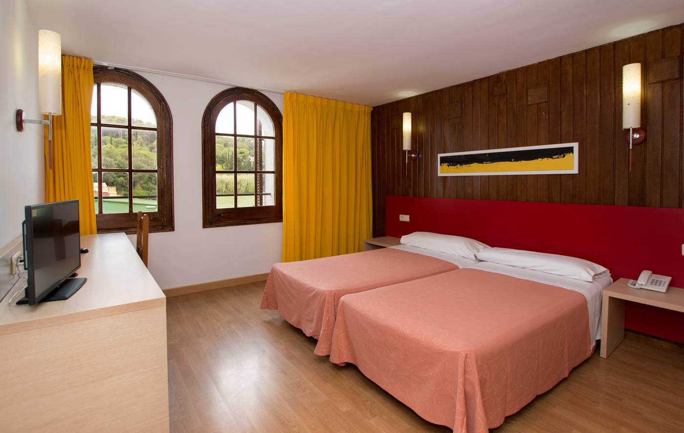 Medplaya-Sant-Eloi-Aparthotel-Room-41