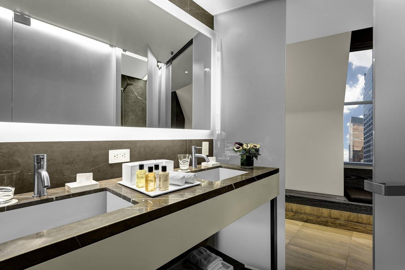 The-Knickerbocker-Hotel-Room-42