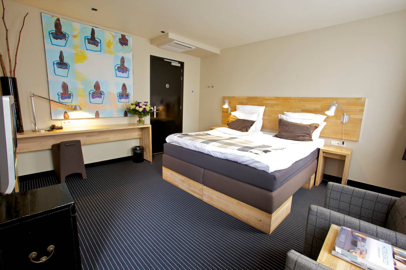 Catalonia-Vondel-Amsterdam-Room-28
