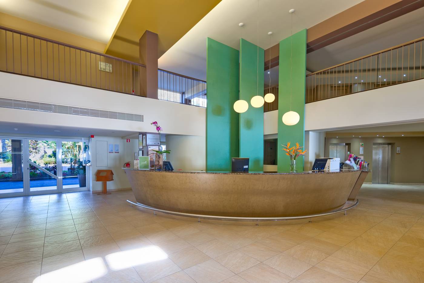 The-Views-Oasis-Lobby-41