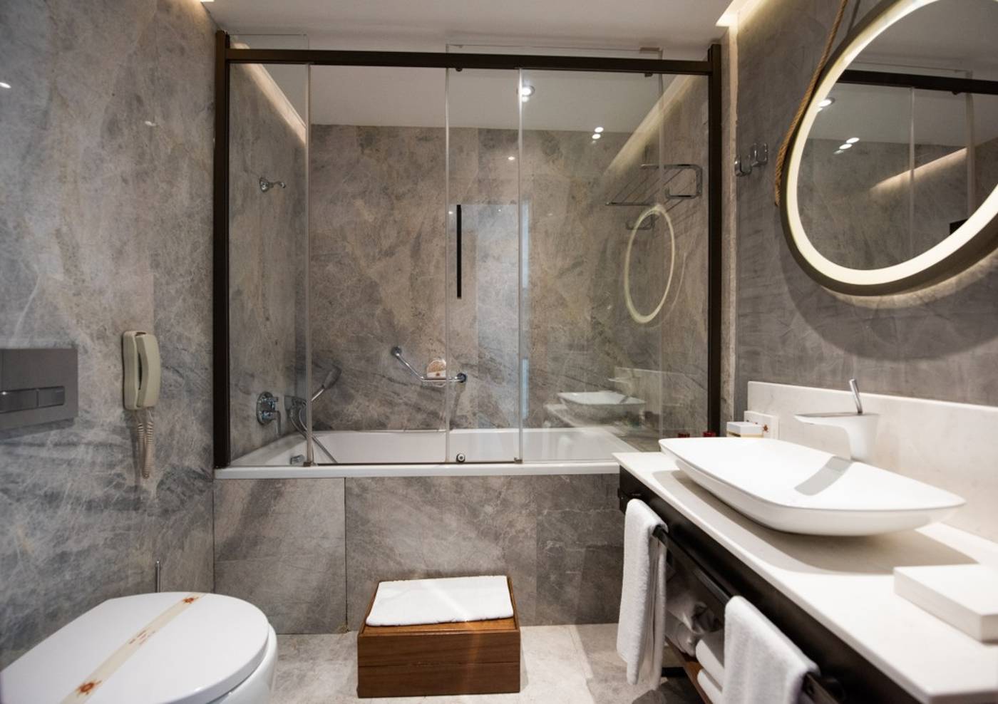 Dosso-Dossi-Hotels-Downtown-Room-35