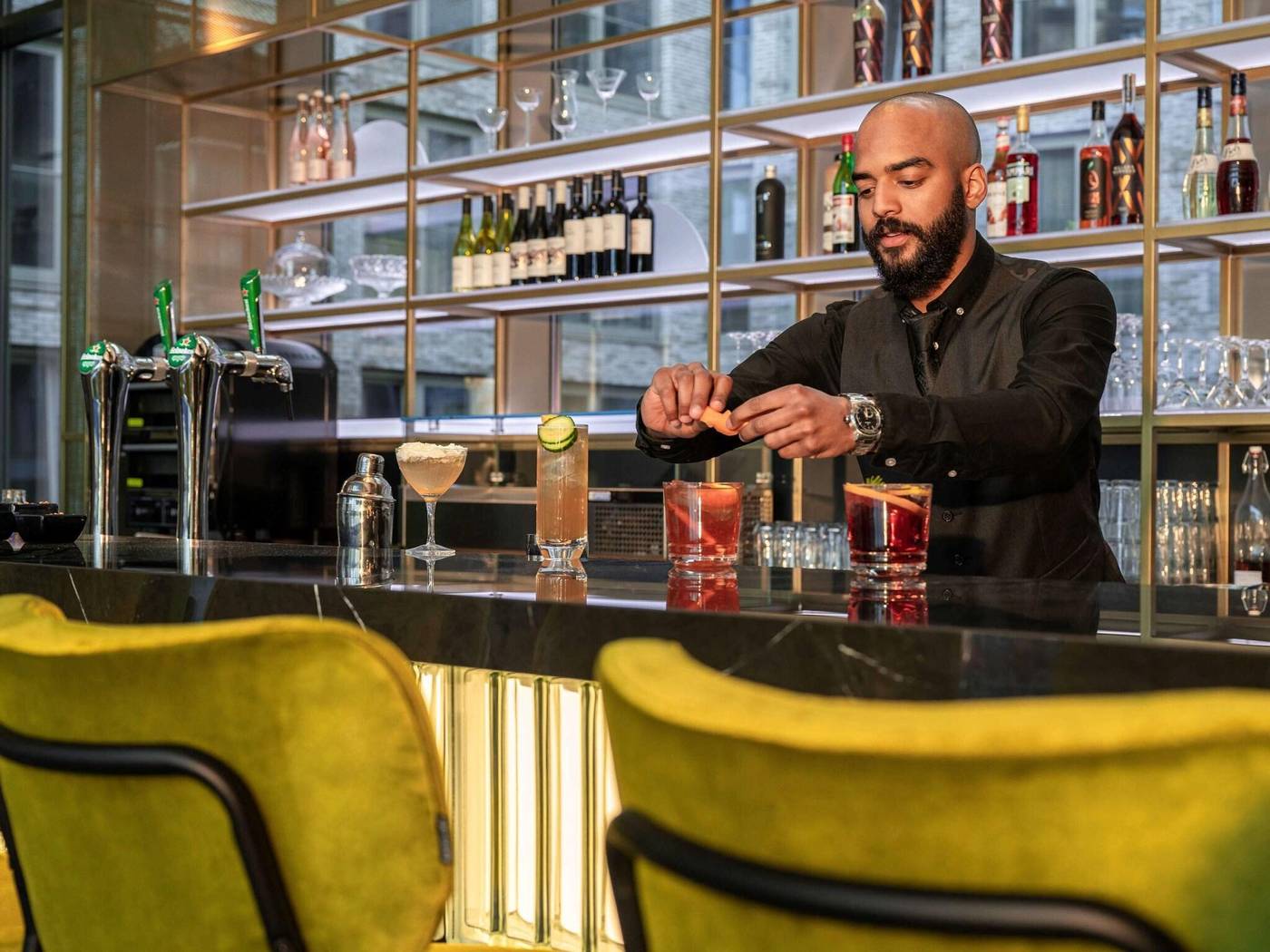 Mercure-Amsterdam-North-Station-Bar-11