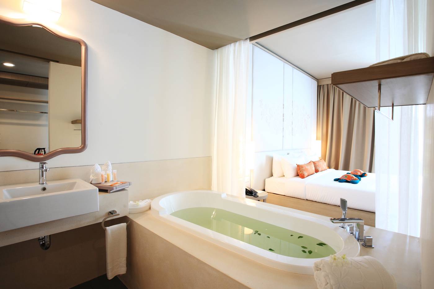 Proud-Phuket-Room-43