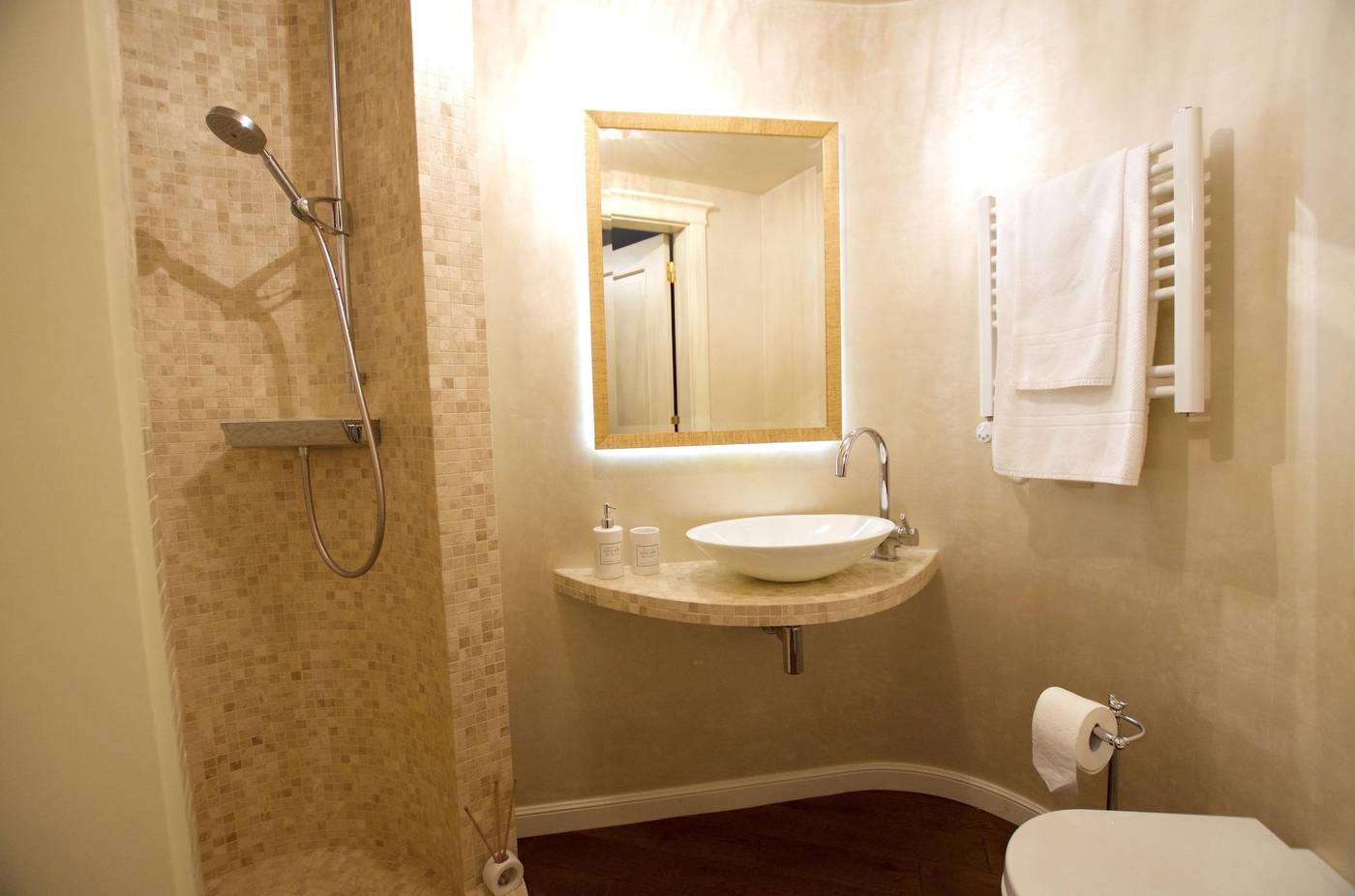 A11-Apartments-Spa-Dermique-Room-62