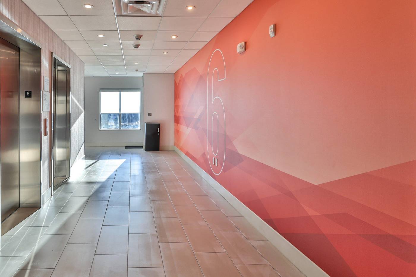 Holiday Inn Express & Suites Nashville Metrocenter-United States-Nashville-Lobby-6