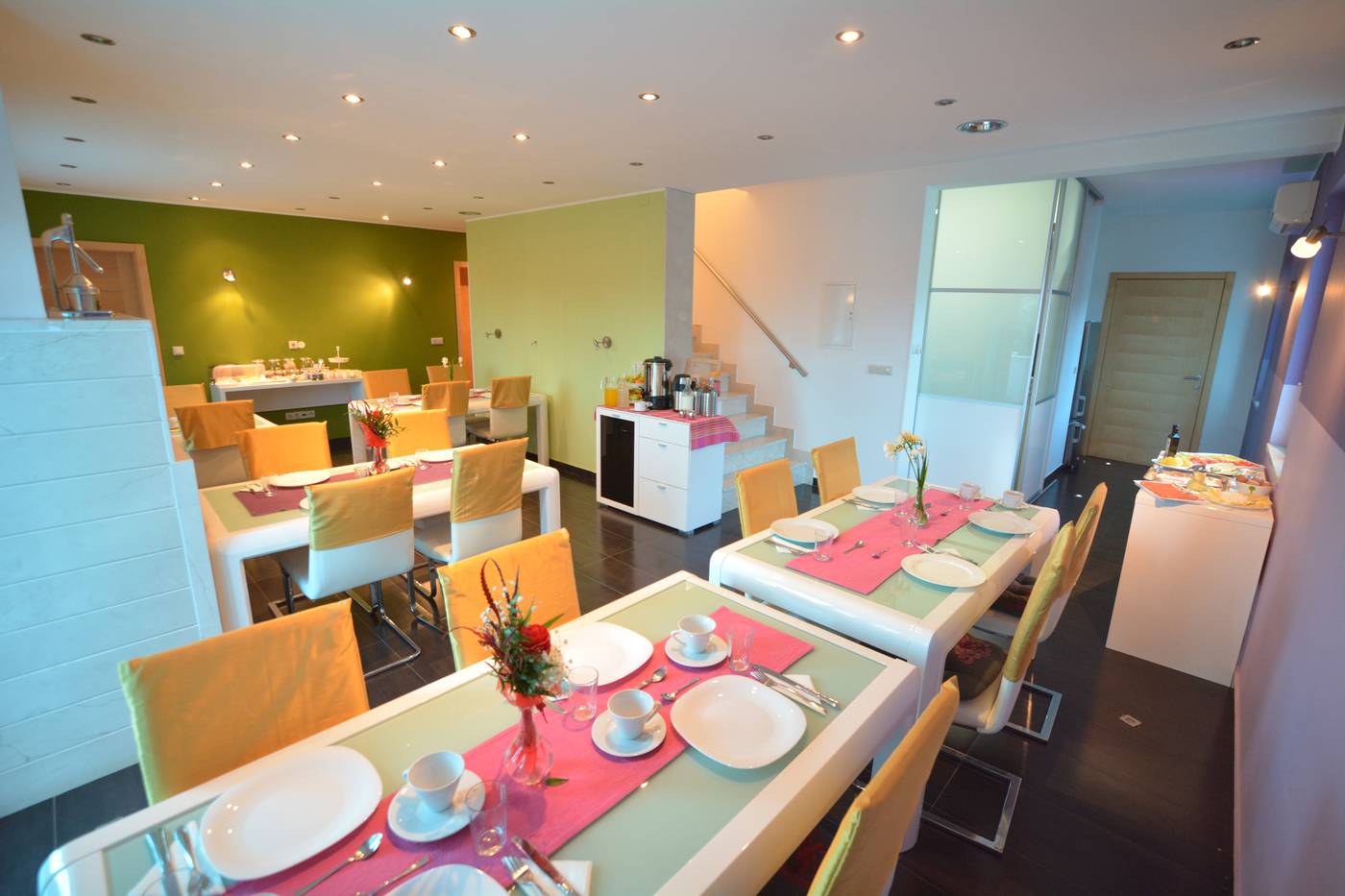 Villa-Avantgarde-BandB-Lobby-77