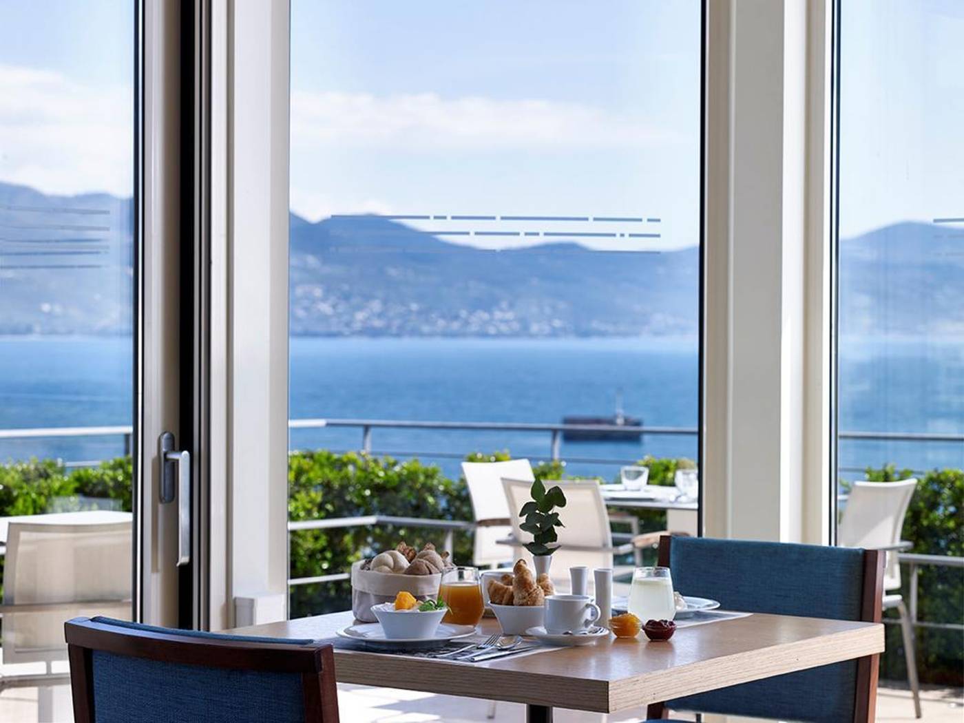 Pharae-Palace-General-view-4