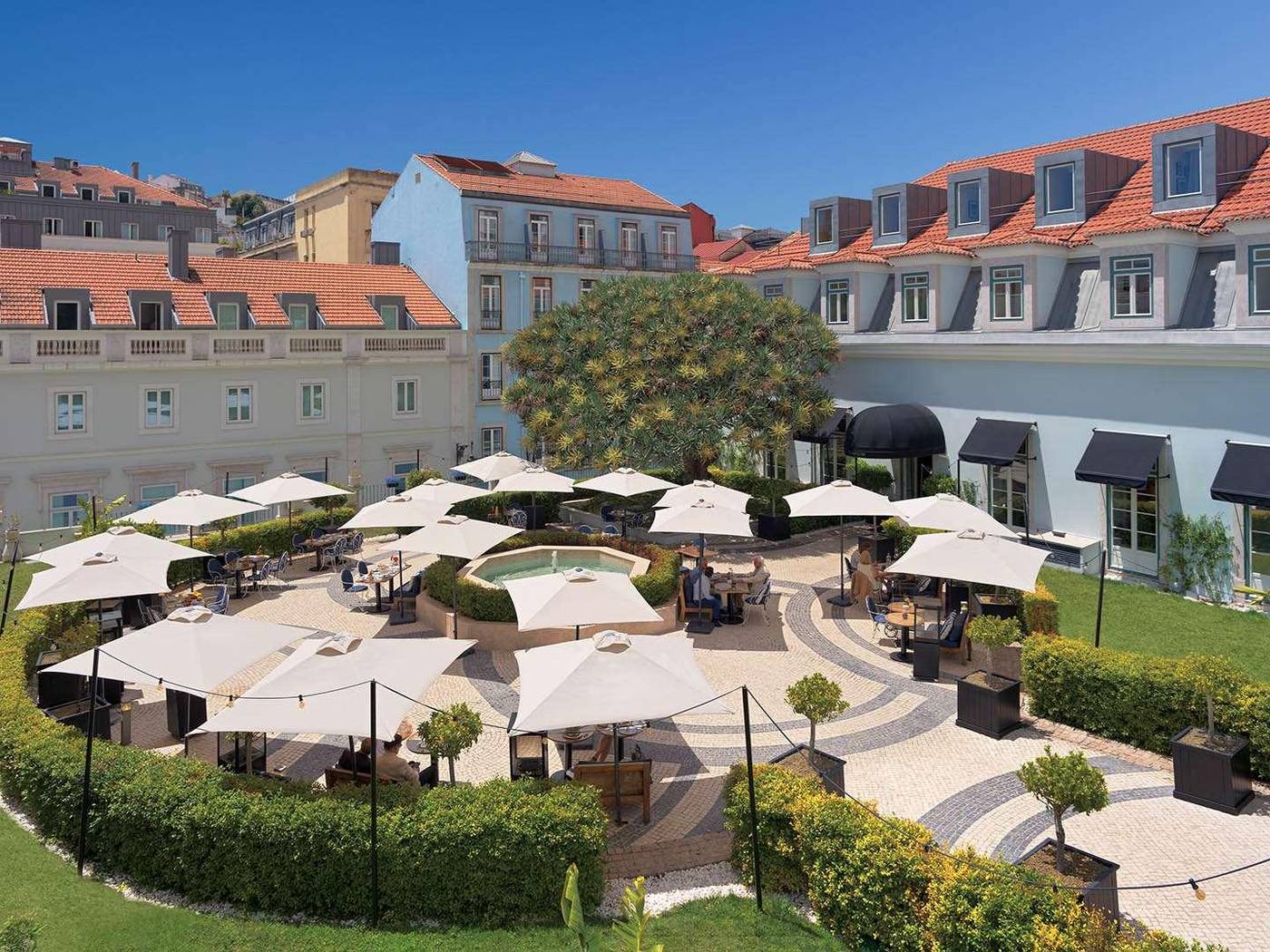 The-One-Palacio-Da-Anunciada-Bar-90