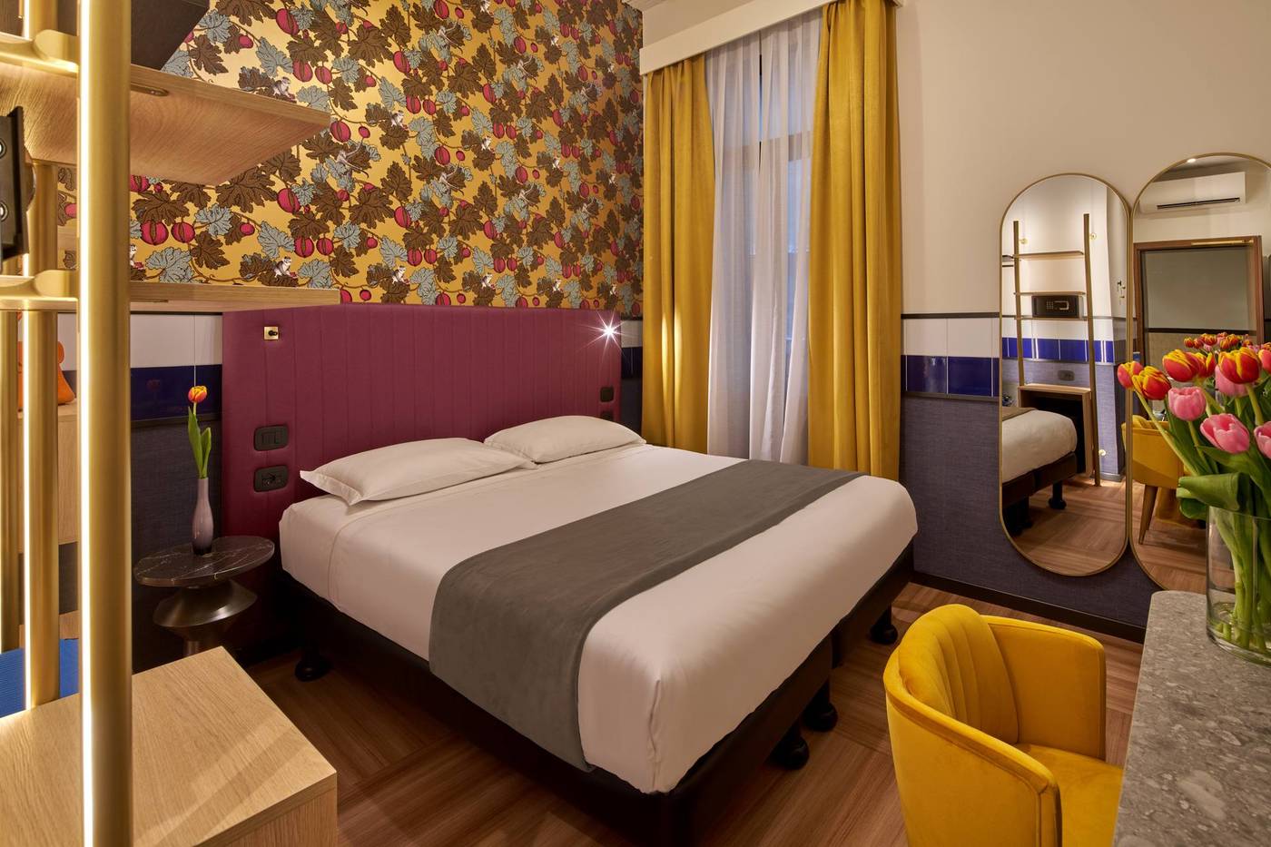 Unahotels-Ala-Venezia--Adults-16--Room-32