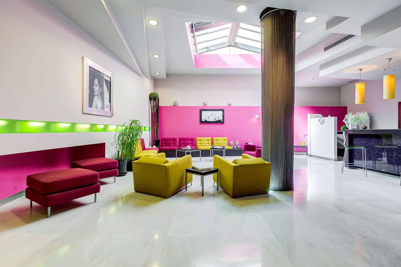 Best-Western-Cinemusic-Hotel-Bar-15