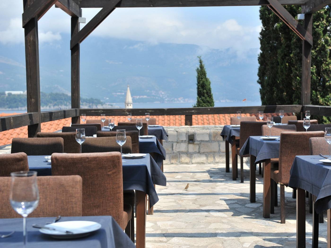 Avala Resort & Villas