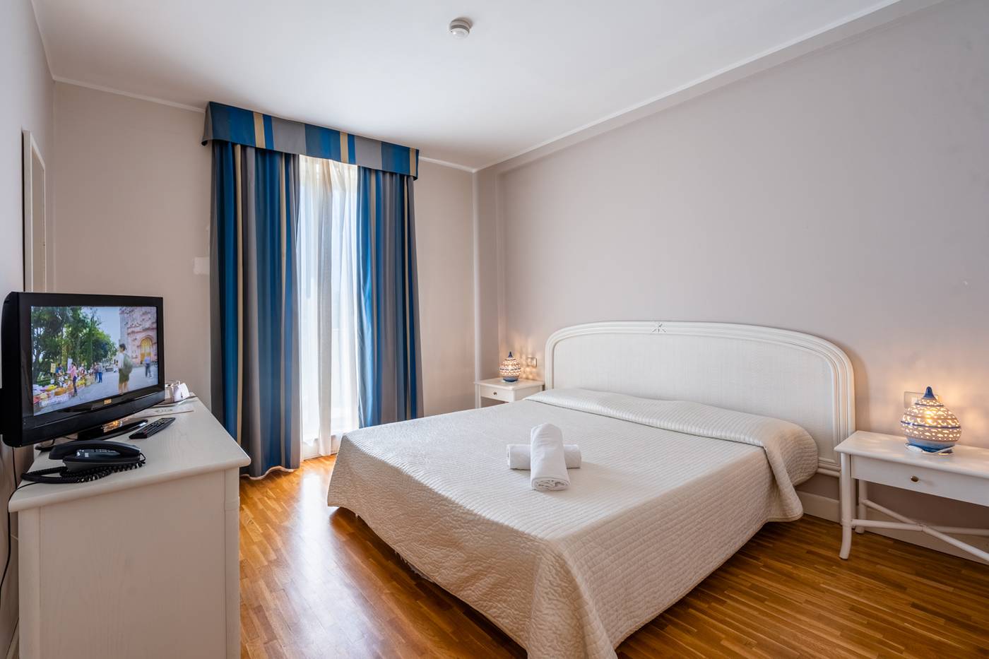 Capo-Peloro-Hotel---Only-Adults-12--Room-20