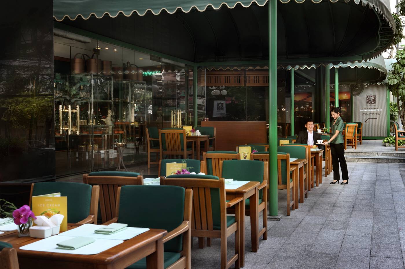 The-Landmark-Bangkok-Terrace-59