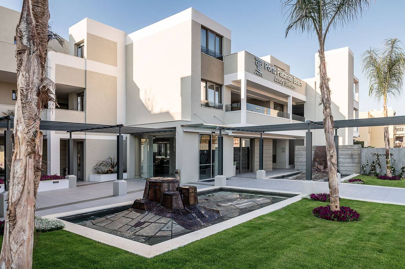 Porto-Platanias-Beach---Luxury-Selection-General-view-10