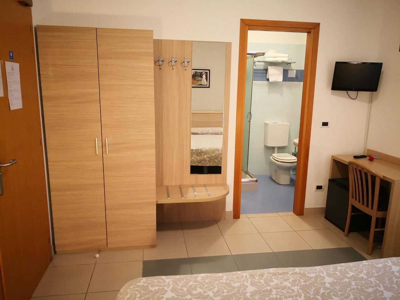 Domus-Ciliota-Room-8