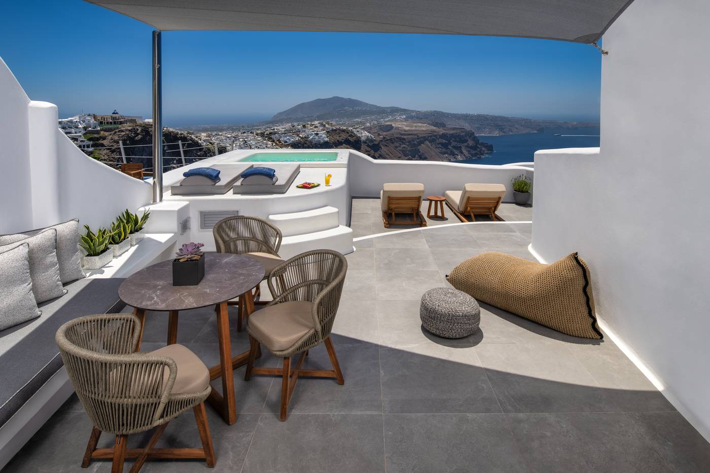 Eteoro-Suites-Room-48