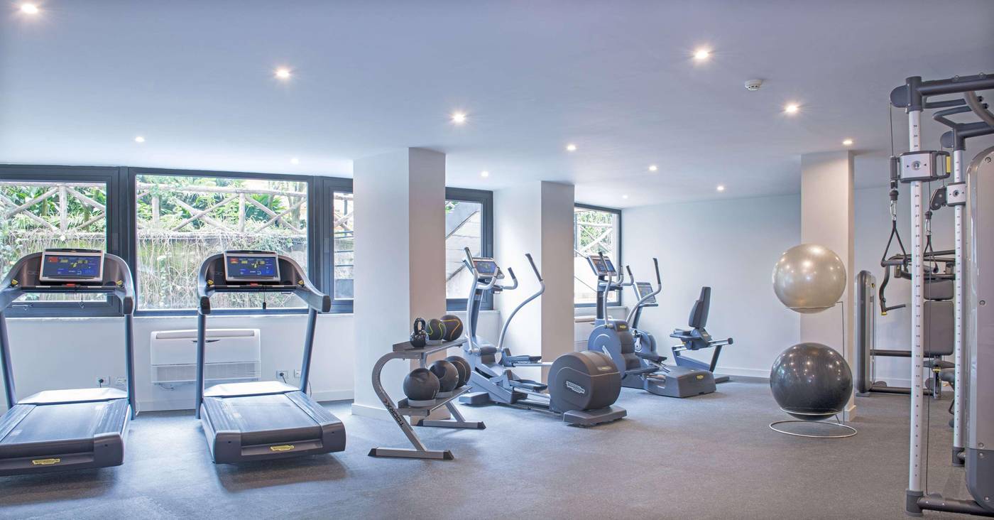 Hilton-Sorrento-Palace-Sports-and-Entertainment-95