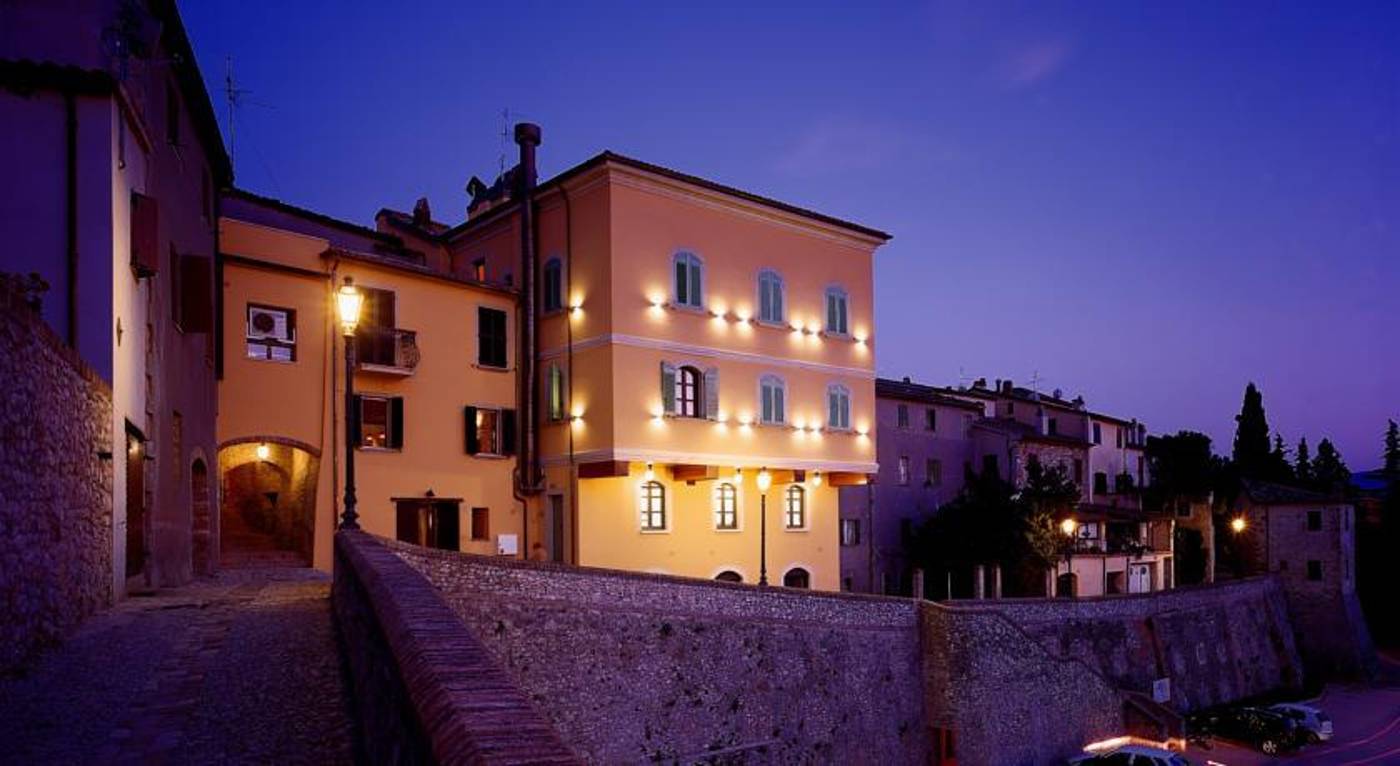Oste del Castello Wellness & Bike Hotel-Italy-VERUCCHIO-General view-1