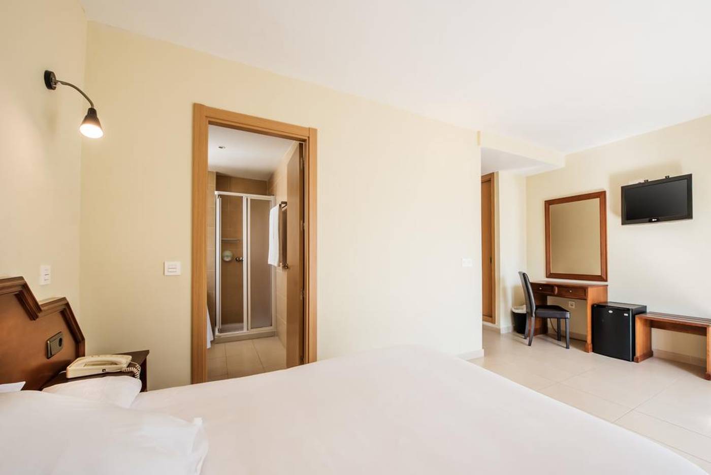Mainare-Playa-Hotel-Room-20
