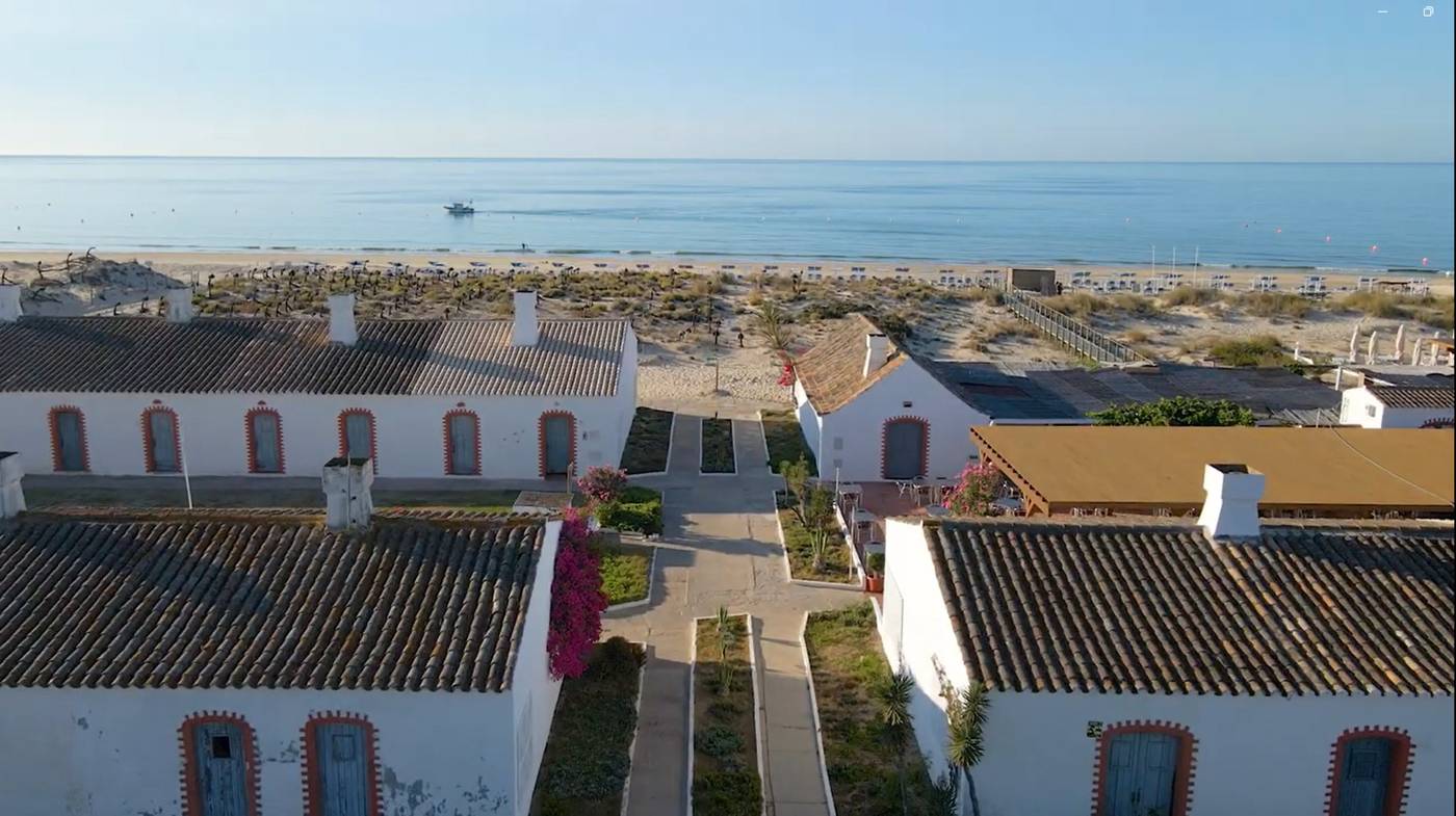 Pedras-d-el-Rei-Beach-58