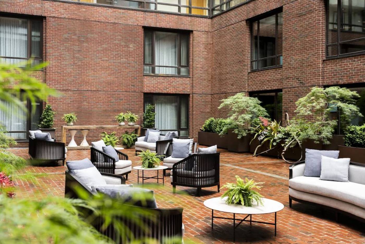 Four-Seasons-Hotel-Boston-Terrace-55