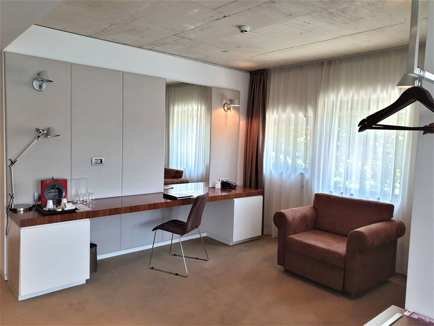 Graffit-Gallery-Hotel-Room-30