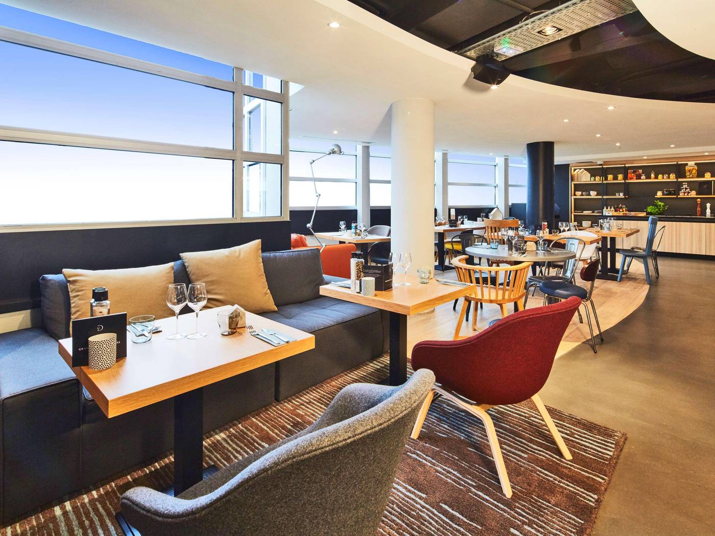 Campanile-Le-Bourget-Airport-Restaurant-12