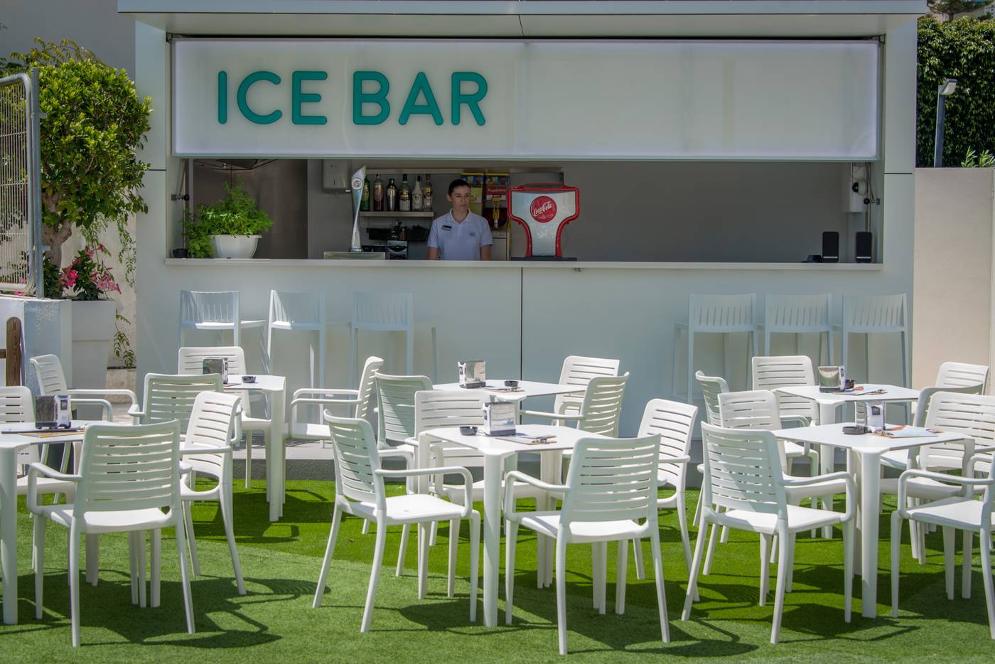 RH-Corona-del-Mar-Bar-5