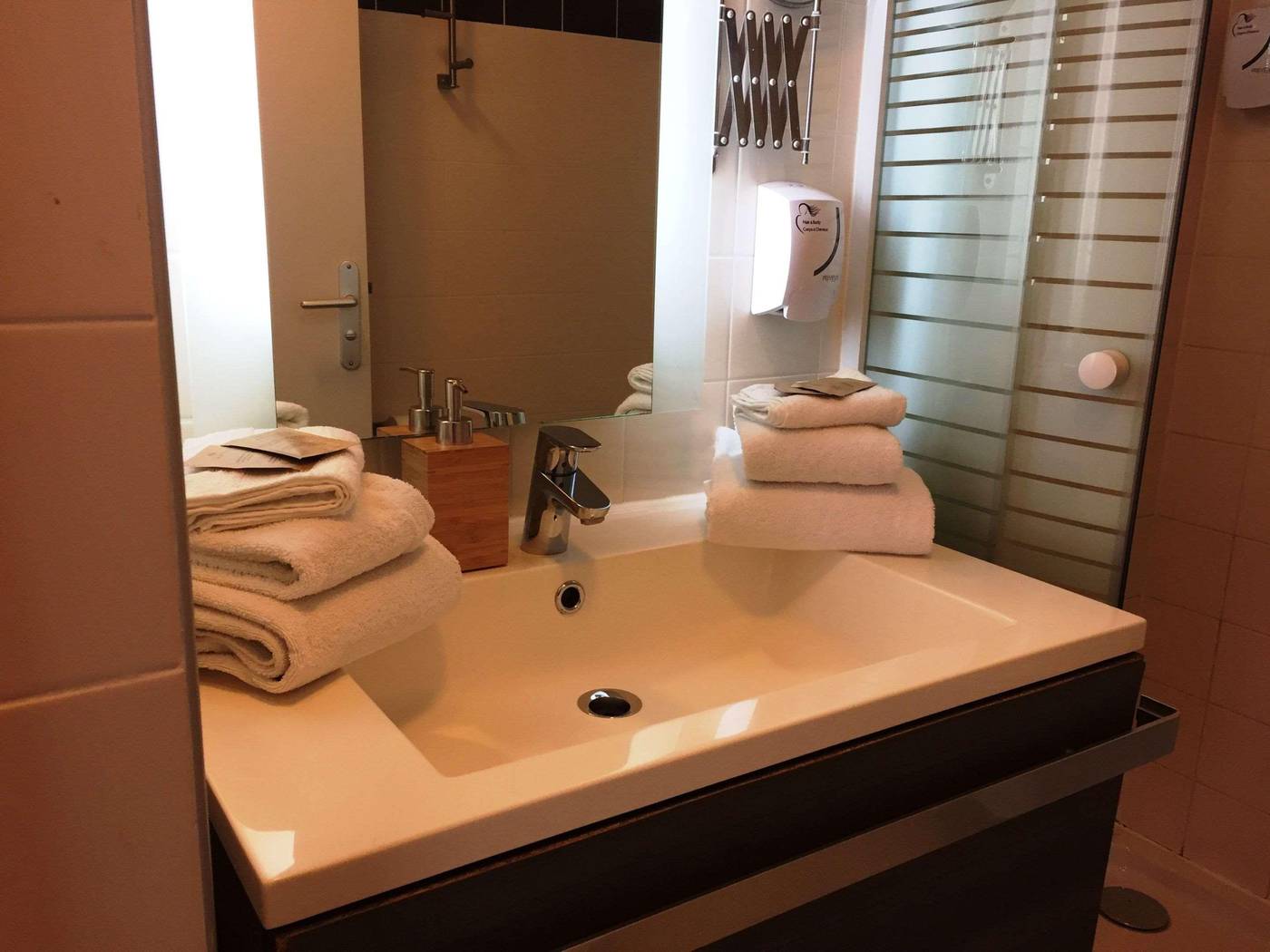 Hotel-Clairefontaine-Room-35