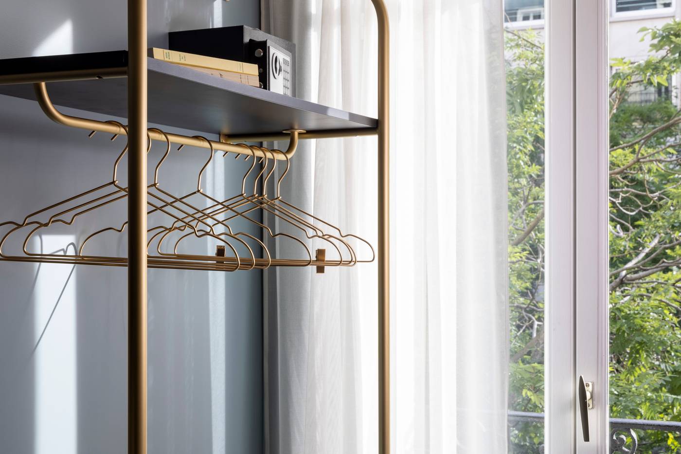 Au-Palais-de-Chaillot-General-view-1