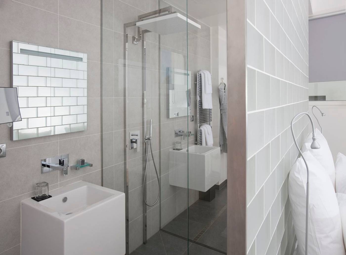 Kube-Hotel-St-Tropez-Room-77