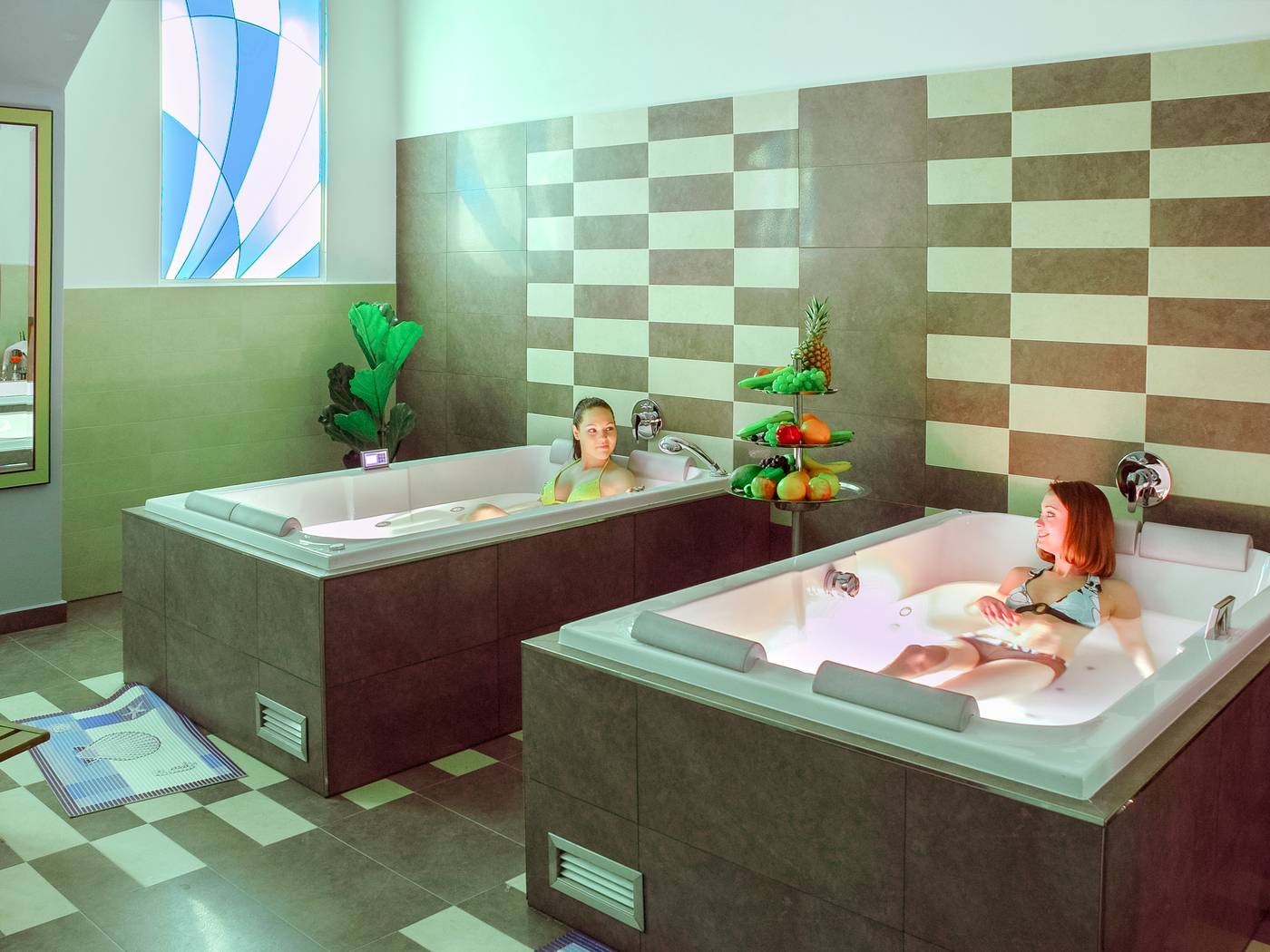 EA-Hotel-DownTown-Sports-and-Entertainment-36