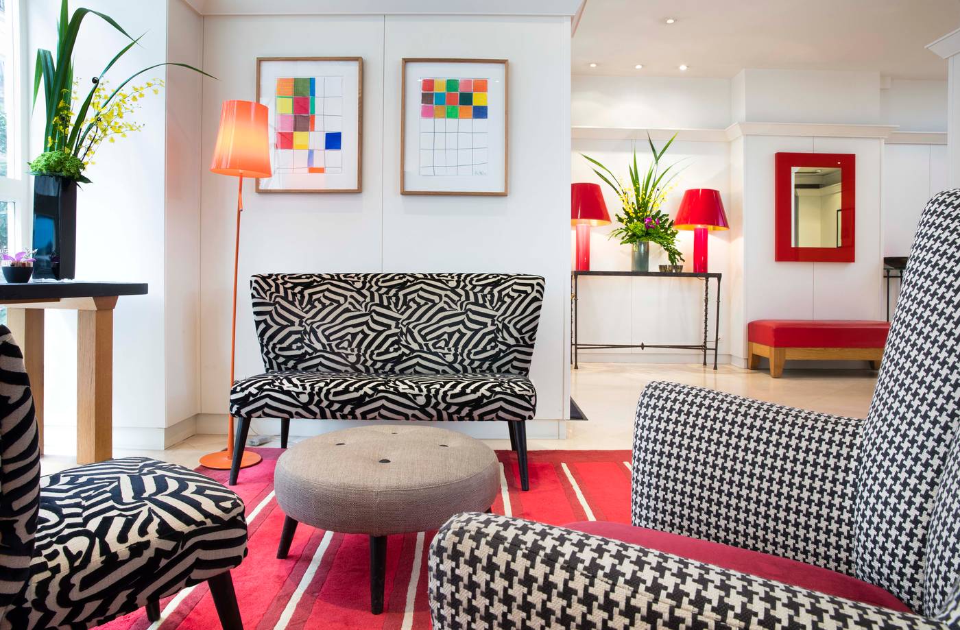 Hotel-Le-Vignon-Lobby-1