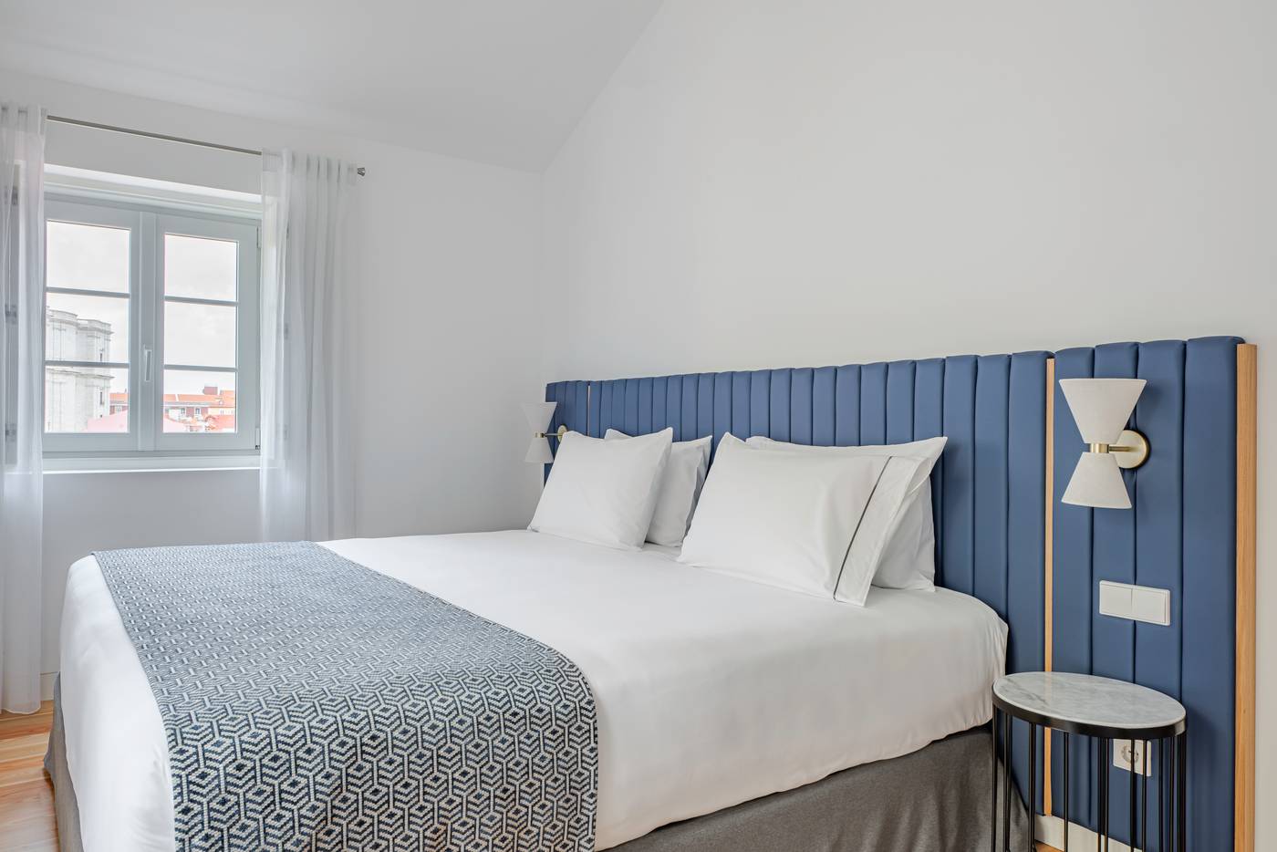 Tandem-Palacio-Alfama-Suites-Room-22