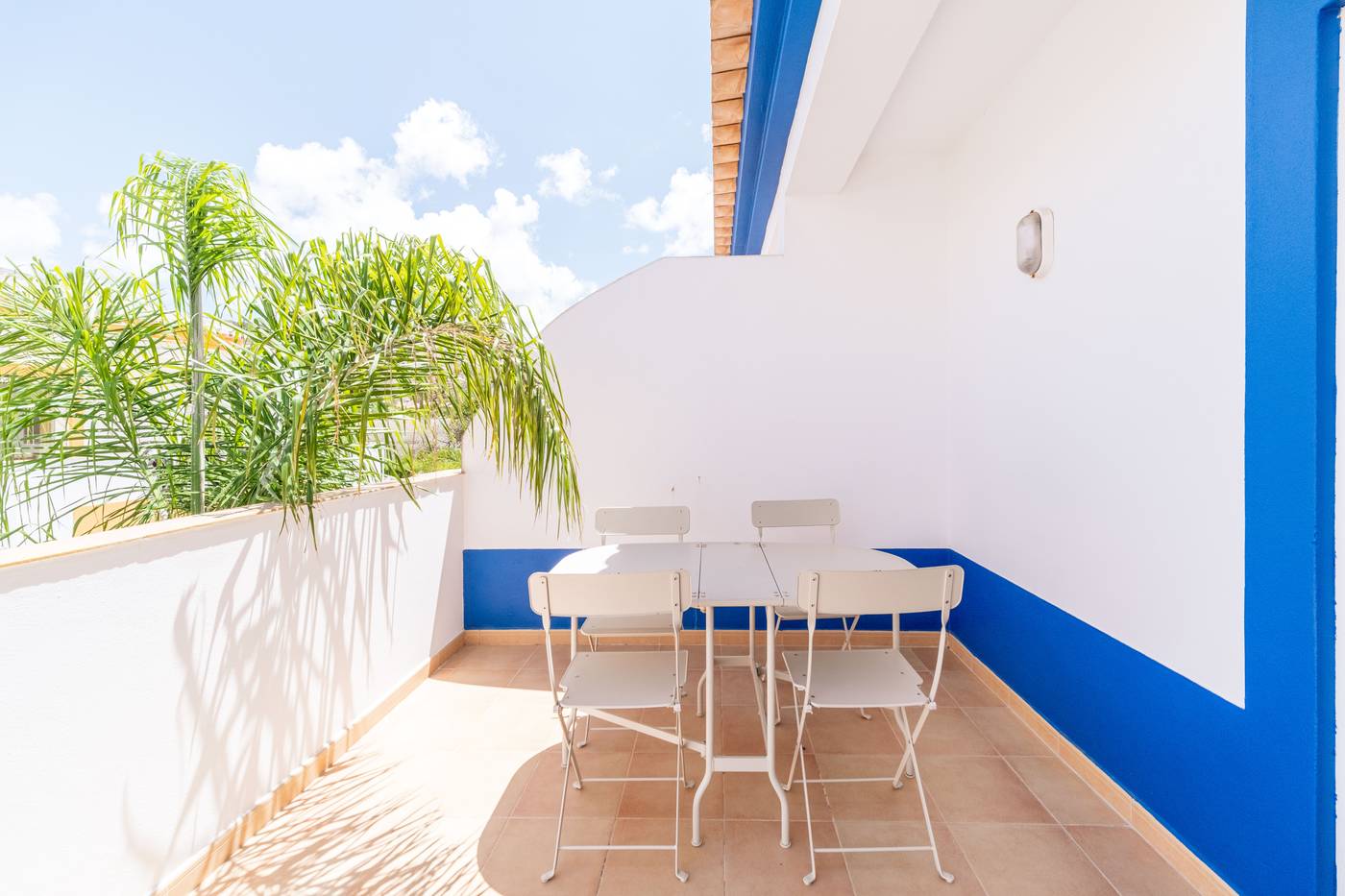 Oasis-Beach-Room-37