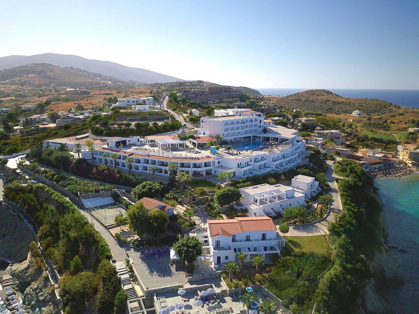 Peninsula-Resort---Spa-General-view-2