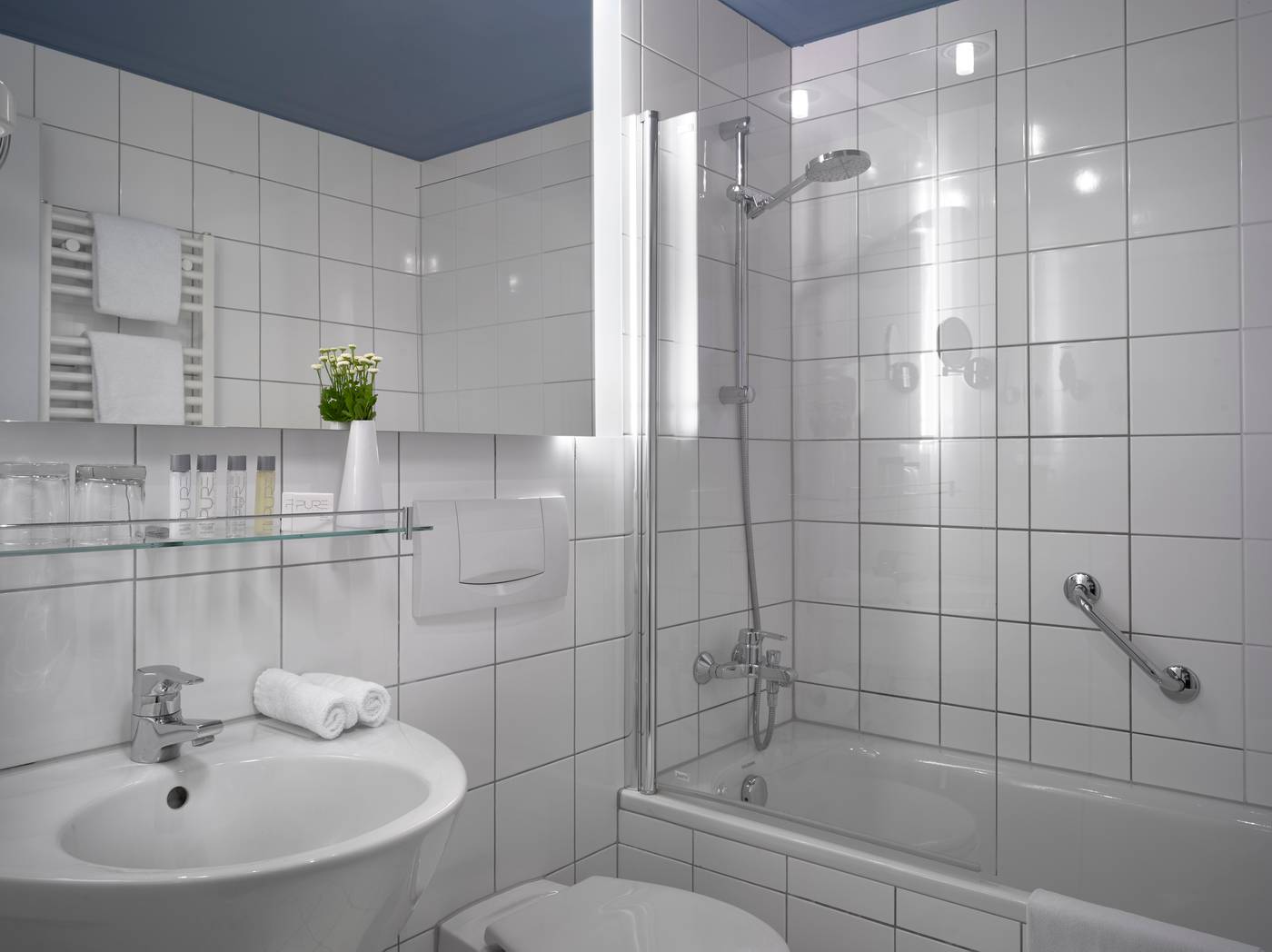 K-K-Hotel-Fenix-Room-47